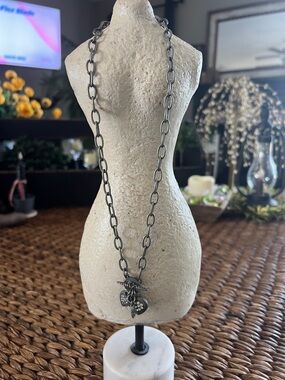 Jewel Kade Silver-Tone Link Necklace with Heart Charms